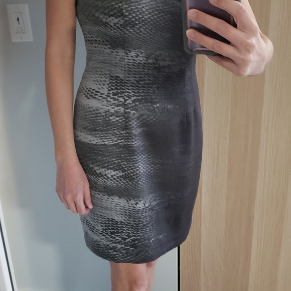 T Tahari Midi grey dress 8 - Picture 3 of 4